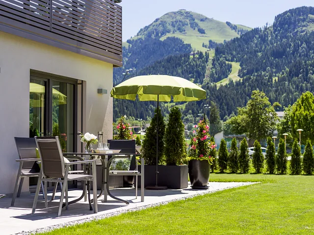 Terrasse mit Blick auf die Hohe Salve